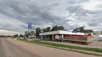 Dueña de una YPF de Colonia Dora denunció que extraños realizan actividades ilegales en el predio de la estación