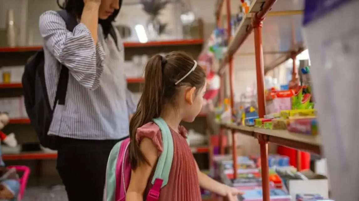 ¿Cuánto cuesta criar un hijo en Argentina? Hasta $542.000 en agosto