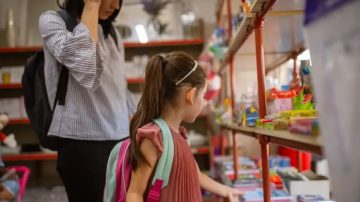 ¿Cuánto cuesta criar un hijo en Argentina? Hasta $542.000 en agosto