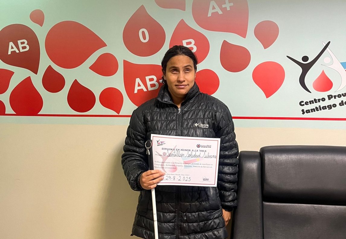 Primera voluntaria donante de sangre con discapacidad visual: “Muchas personas me ayudan en cuestiones mínimas”