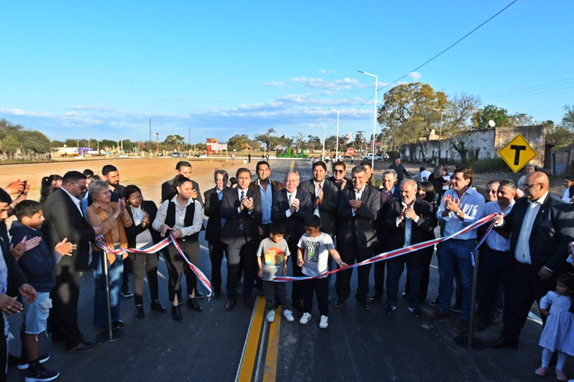 Elías Suárez inauguró la repavimentación de un tramo de las Ruta Provincial N° 8