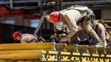 El empleo informal alcanzó al 43,2% de los trabajadores en Argentina