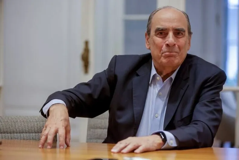 Francos dijo que las denuncias de corrupción son una “campaña de desprestigio”
