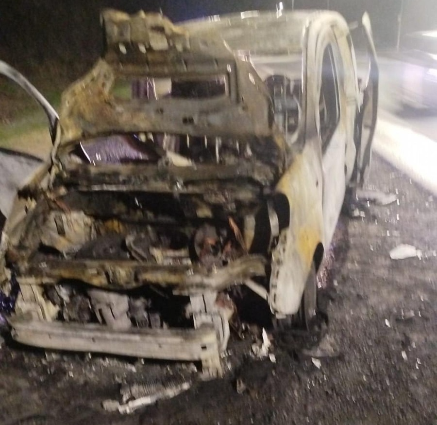 Cantante cuartetero se salvó de milagro: se incendió la camioneta cuando viajaba con su familia