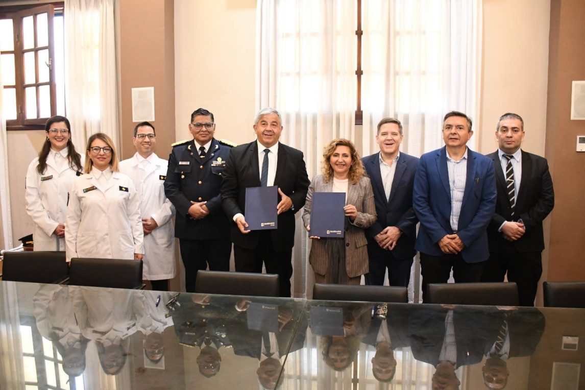 Firman convenio para crear la primera Osteoteca en la Policía de la Provincia de Santiago del Estero