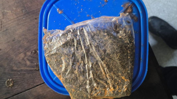 Una señora quedó detenida al intentar pasar marihuana para un preso en la Seccional N°49