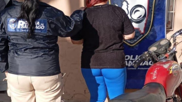 Detienen a una mujer que robó una tarjeta y realizó un préstamo por más de un millón de pesos