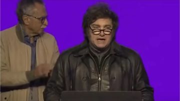 Javier Milei reconoció la derrota en Buenos Aires y asegura que corregirá errores