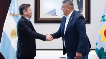 “Chiqui” Tapia felicitó a Kicillof por el triunfo en las elecciones legislativas en Buenos Aires