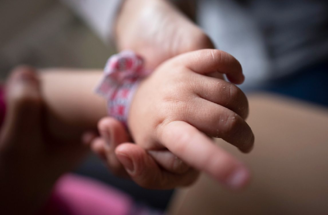 Horror en La Banda: Bebé de 4 meses tuvo que ser internado por golpes y fiebre