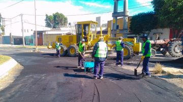 Realizaron trabajos de mantenimiento de la calzada en Avenida Belgrano y Solís