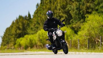 En agosto, la venta de motos 0km cayó a nivel mensual e interanual