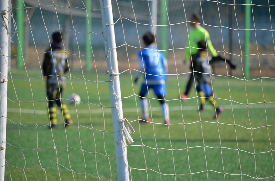 Crece la preocupación en Córdoba: un chico de 13 años y un hombre de 57 fallecieron mientras jugaban al fútbol