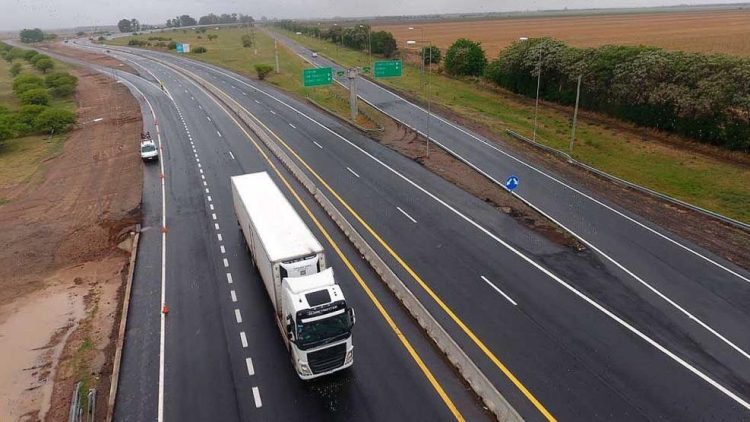 Caputo anunció fecha para la apertura de sobres para privatizar más de 9 mil kilómetros de rutas