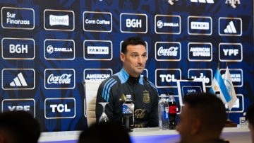 Scaloni confirmó a Messi como titular en su último partido por Eliminatorias en el país
