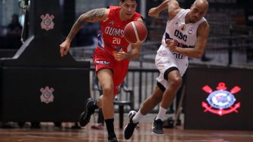 Quimsa busca la clasificación a cuartos ante Corinthians en Brasil