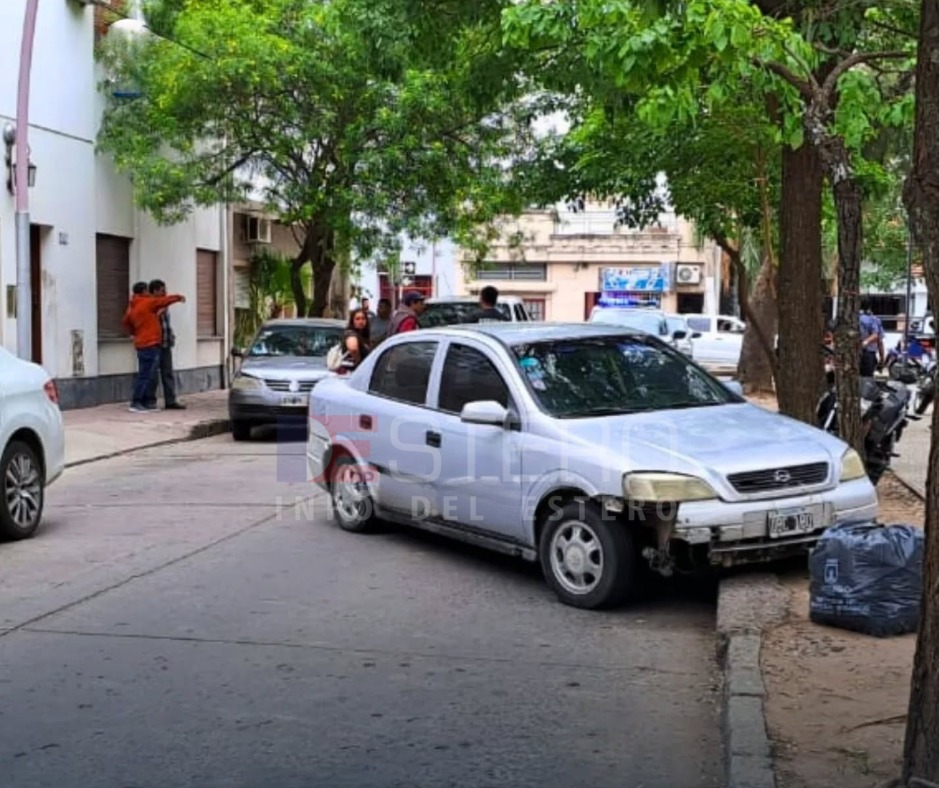 Persecusión y huida en pleno centro: chocó dos autos y provocó un caos