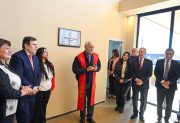Zamora continúa inaugurando obras: refacciones en una escuela, moderna terminal y viviendas en Beltrán