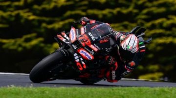 Bezzecchi impuso un dominio abrumador en el início del GP de Australia, pero carga una dura sanción