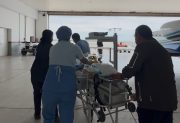 Así fue el operativo en el que trasladaron a un recién nacido al Garrahan en avión sanitario