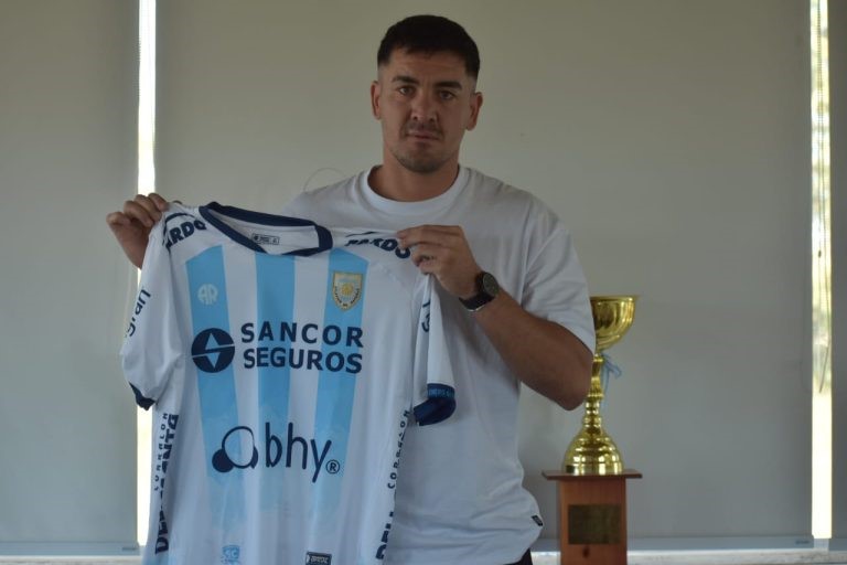 Fernández, el defensor santiagueño que quiere llevar a Rafaela de regreso a la Primera Nacional