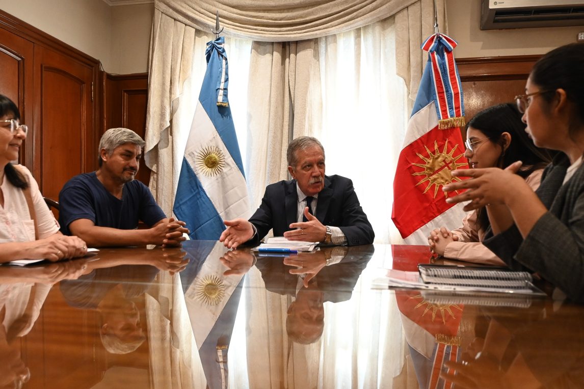 Elías Suárez se reunió con trabajadores excluídos para fortalecer proyectos de la organización