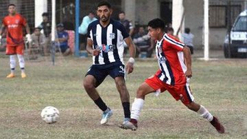 Talleres sorprendió a Unión Santiago y se adueñó de la punta
