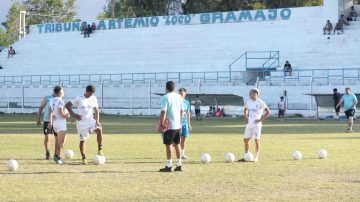 La Ensenada de Quimilí y Central Argentino se medirán este lunes tras la suspensión por lluvia