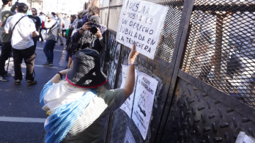 Marcha de jubilados: incidentes, protocolo antipiquete y demorados