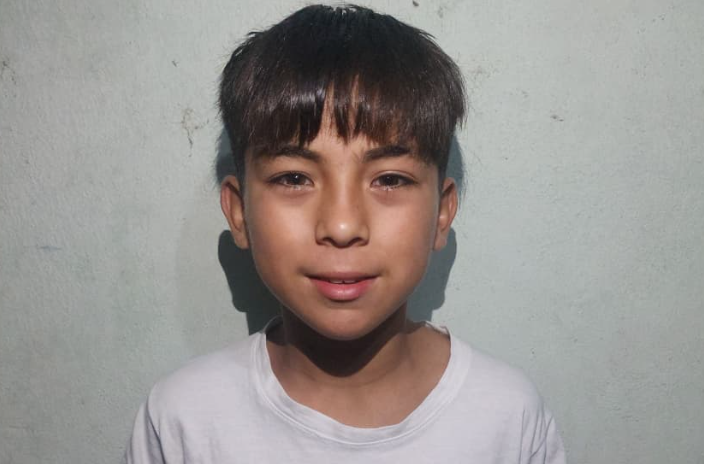 URGENTE | Buscan a un niño de 13 años que salió de su casa en el barrio Bosco III y no regresó