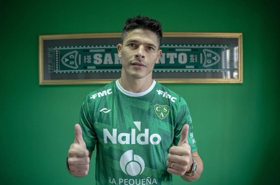 Facundo Roncaglia fue apartado del plantel de Sarmiento en la previa al duelo ante River