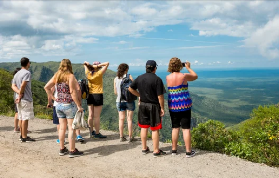 Viajó más gente, pero gastó menos: el balance que realizó la CAME sobre el fin de semana largo