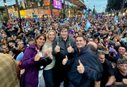 Javier Milei encabezó una caravana en Córdoba y pidió no ir hacia “la esclavitud populista del kirchnerismo”
