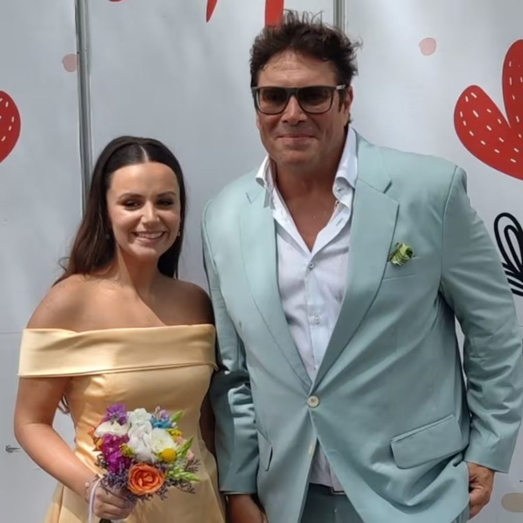Se casaron Matías Alé y Martina Vignolo, en una ceremonia íntima y a pura emoción