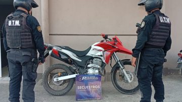 Persecución por las calles de Santiago para recuperar una moto robada
