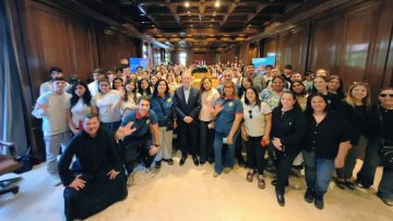 Elías Suárez recibió a estudiantes de los departamentos Capital, Robles, Ibarra y Choya