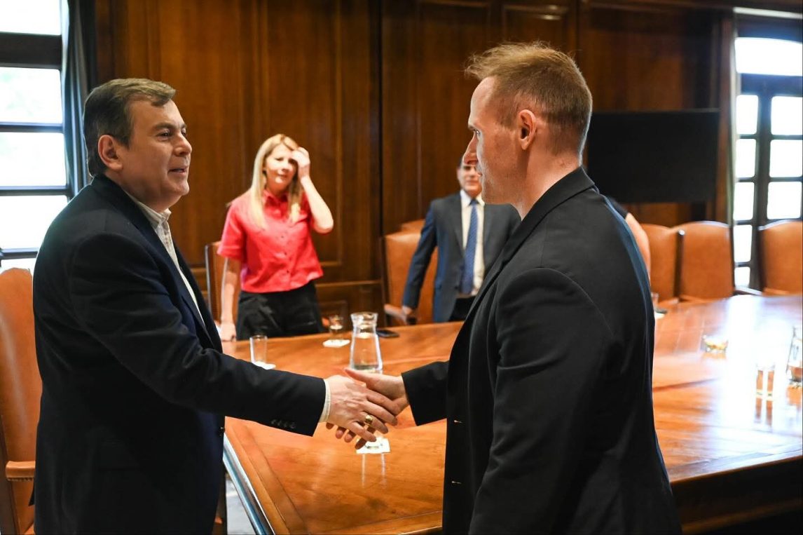 El Gobernador Zamora recibió al CEO de Space Kids Foundation y creador de ZOE