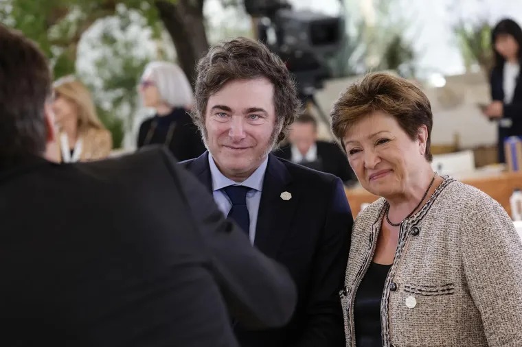 FMI presiona a Argentina para que acumule reservas y acelere reformas ante la incertidumbre electoral