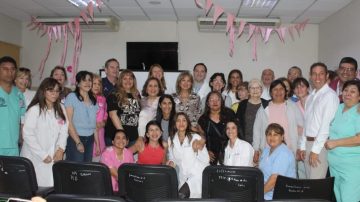 Importante jornada de concientización sobre el cáncer de mama en el Hospital Regional