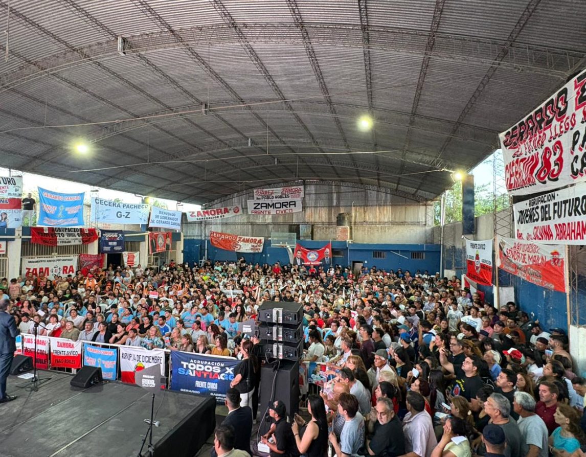 FOTOS: El gobernador Zamora recibió el respaldo de miles de militantes en sendos plenarios