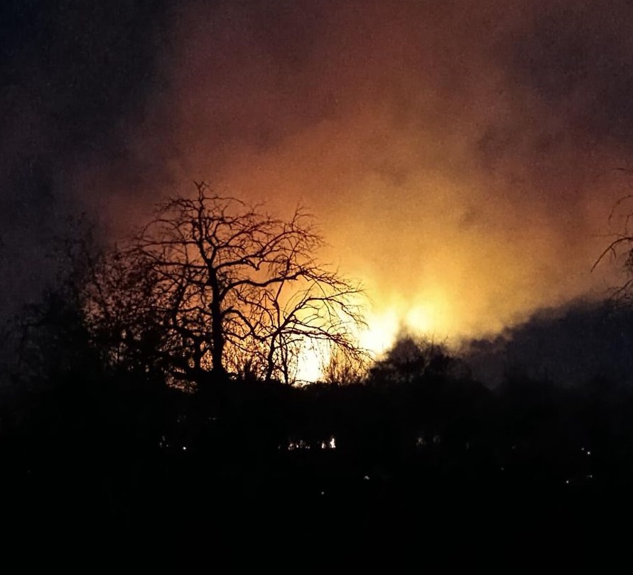 FOTOS: Vecinos de La Banda denuncian a un hombre por provocar incendios en terrenos y una vivienda