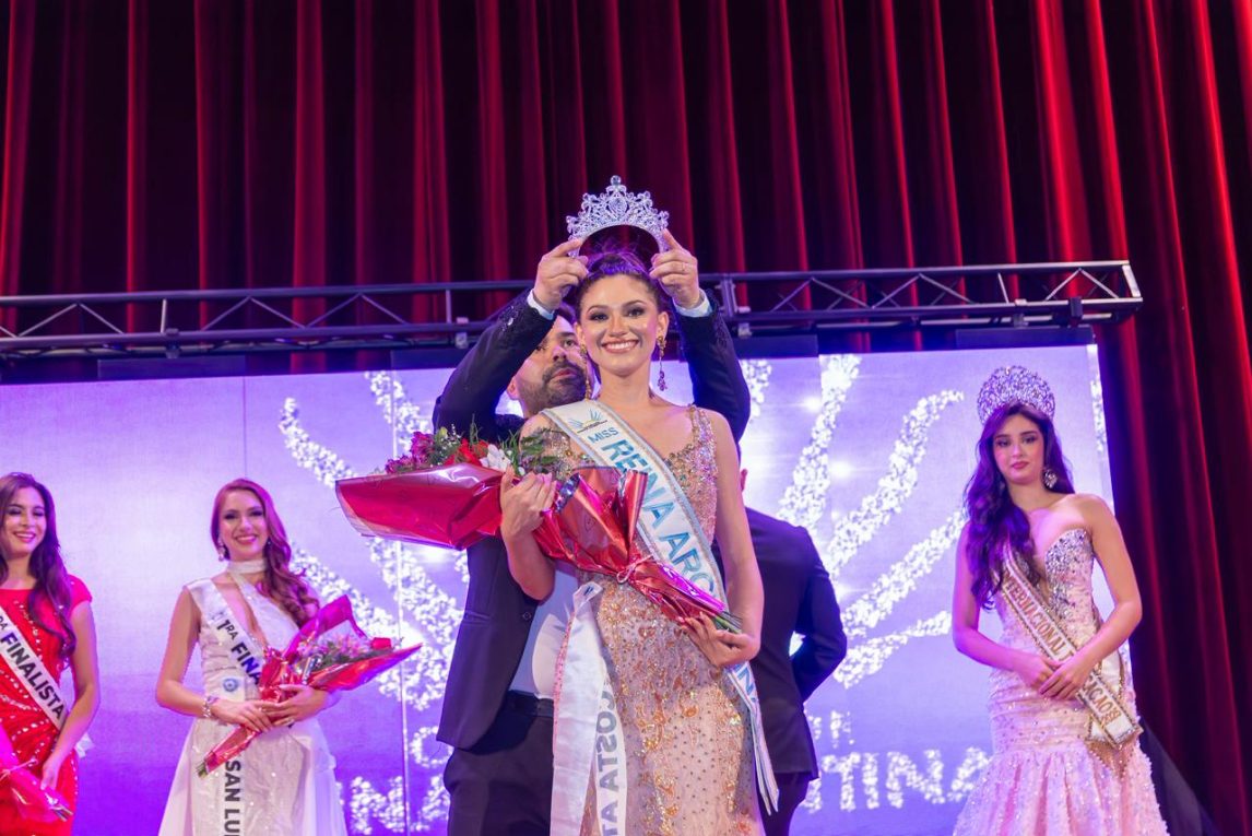 Futura abogada bandeña fue coronada como reina argentina: “Los certámenes no solo tratan de belleza física”