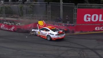 Impactante accidente en Surfers Paradise: cuatro fotógrafos heridos en Supercars