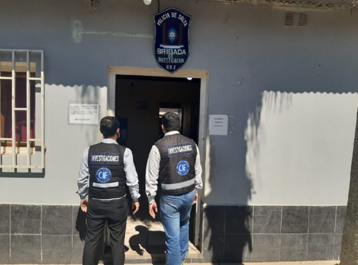 Desaparecieron más de 62 millones de pesos de una brigada policial y hay 21 efectivos apartados