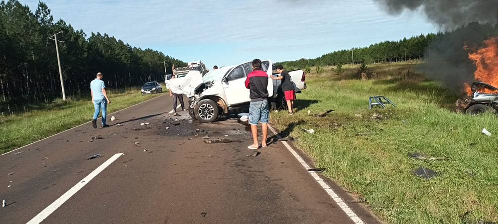 Tragedia en Corrientes: cuatro muertos y un herido en un choque de camionetas