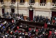 El Gobierno llamaría a sesiones extraordinarias para tratar reformas tributaria y laboral con nuevo Congreso