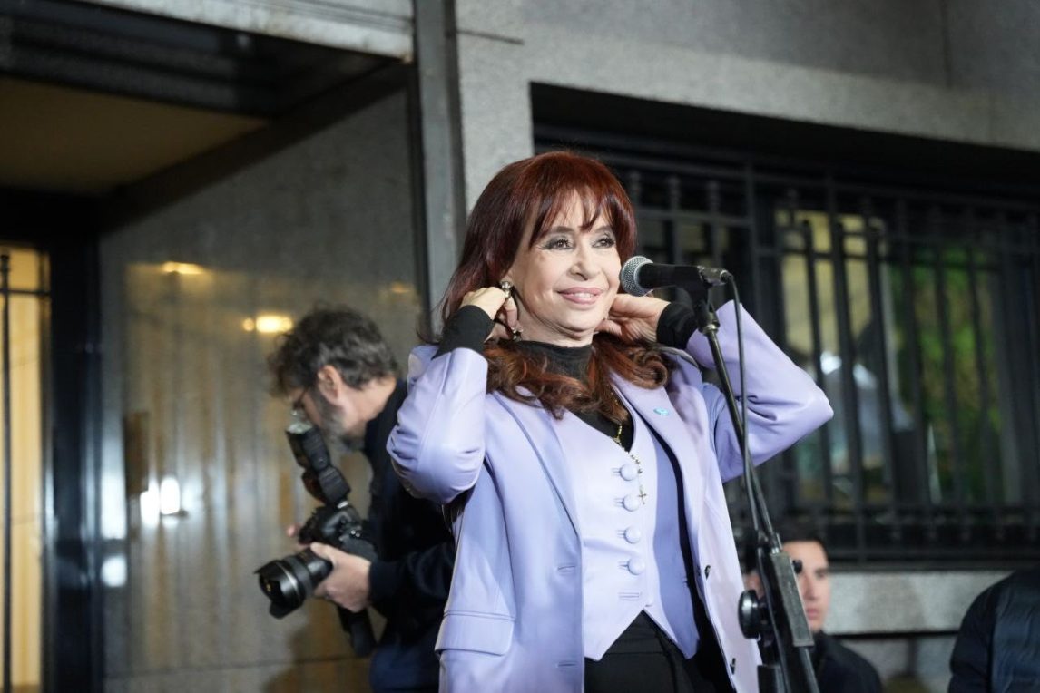 Cristina apuntó contra Espert: “El primer candidato a diputado asociado y recibiendo dólares de los narcos”
