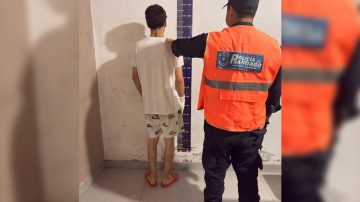 Golpeó a su novia y le rompió el celular en el barrio Paraíso