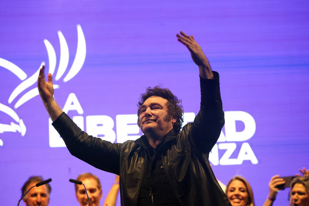 Milei celebró el triunfo nacional de La Libertad Avanza: “Hoy comienza la construcción de la Argentina grande”