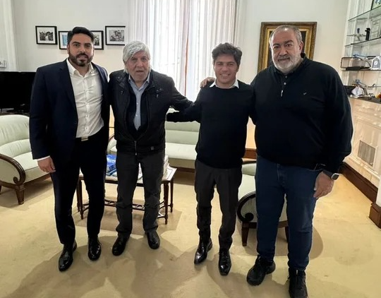 Héctor Daer y Hugo Moyano estuvieron con Áxel Kicillof